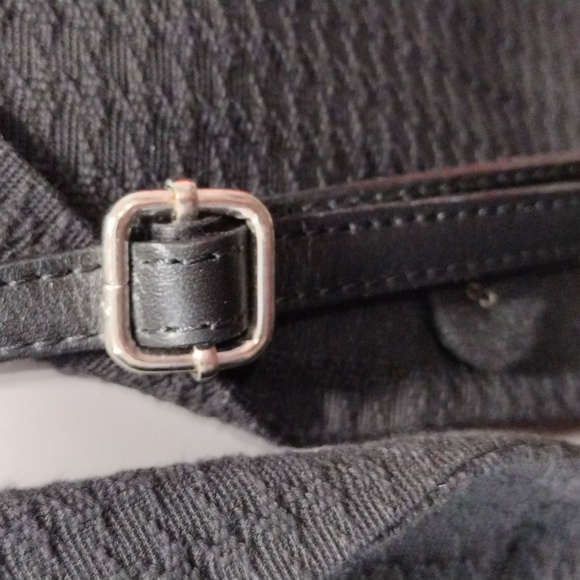 Borgo Degli Etruschi light gray and black leather mini shoulder bag. Mint cond - Picture 4 of 9